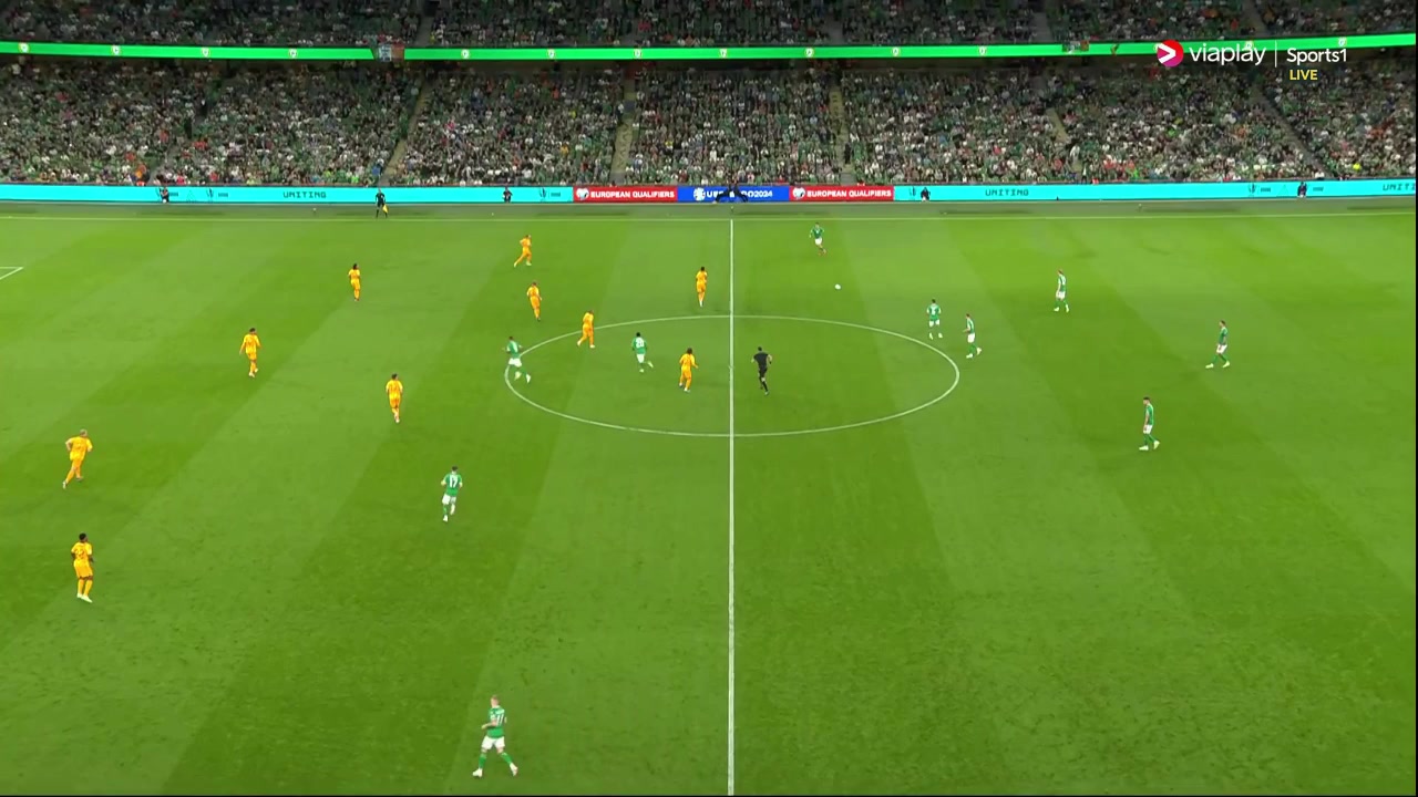 【集锦】欧预赛-加克波点射邓弗里斯造2球 荷兰2-1逆转爱尔兰